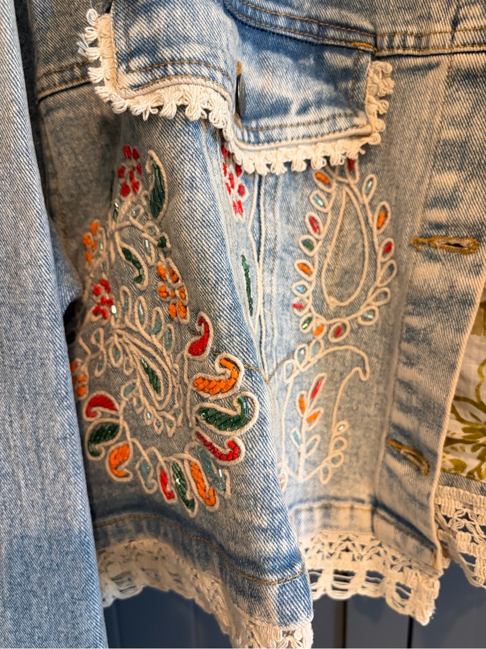 POL Light Blue Embroidered Cropped Denim Jacket with Lace Trim - Picture 2 of 3